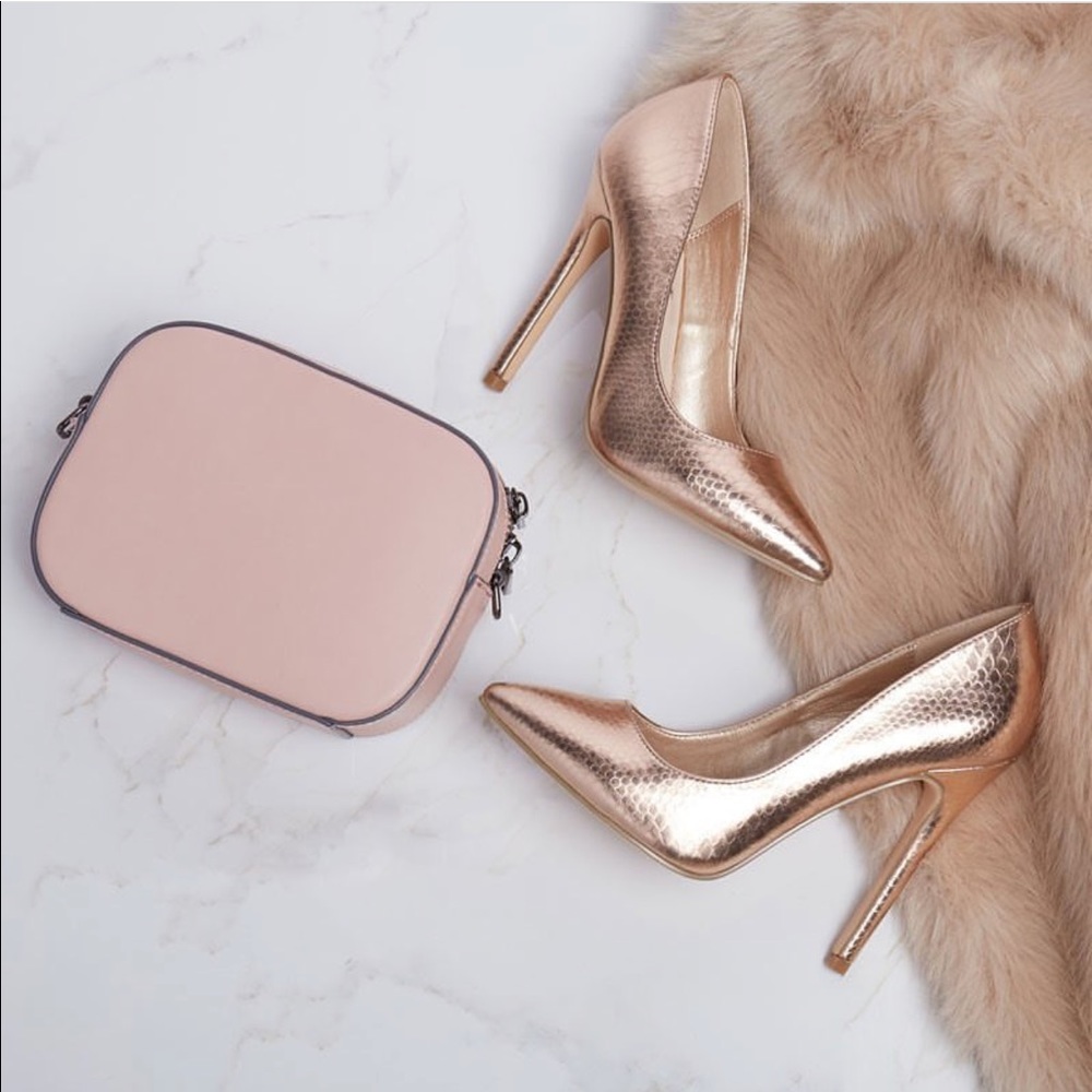NWOT "Elizabeth" Rose Gold Heels